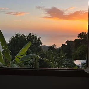  Appartement Karata T3 Avec Spa Et Vue Sur Mer Basse-terre
